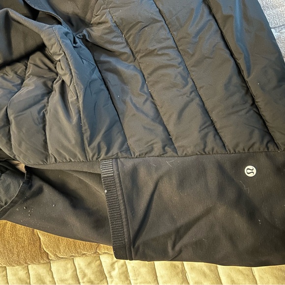 Lulu lemon Down for it all vest - Picture 4 of 4